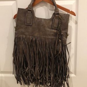 ❤️❤️Distressed Suede top handle fringe bag